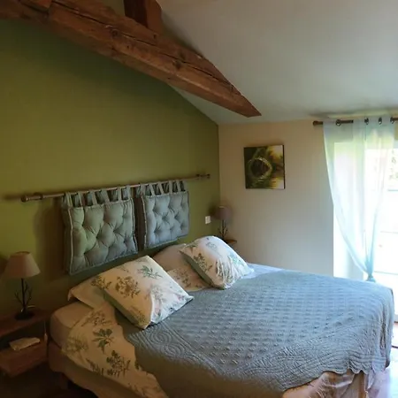 D'hôtes L'airial Alojamento de Acomodação e Pequeno-almoço 3*