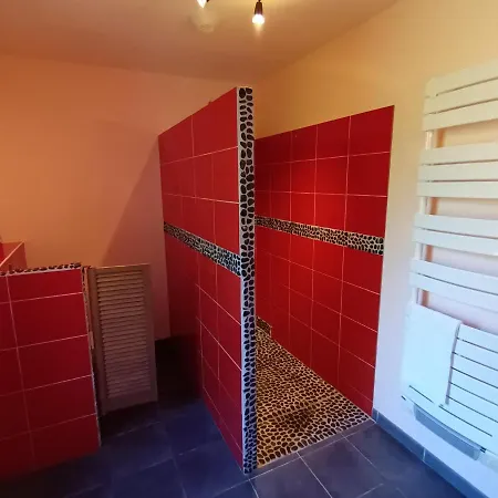 D'hôtes L'airial 3*