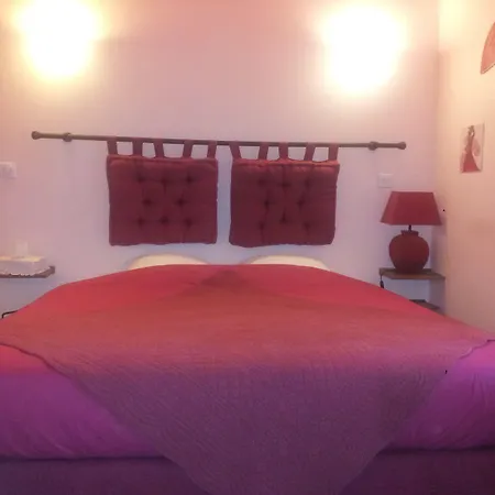 D'hôtes L'airial Alojamento de Acomodação e Pequeno-almoço 3*