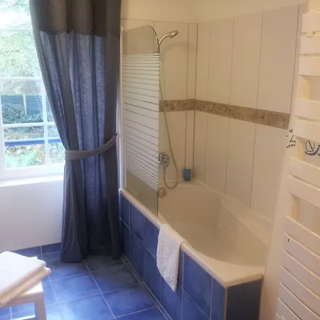 Alojamento de Acomodação e Pequeno-almoço D'hôtes L'airial