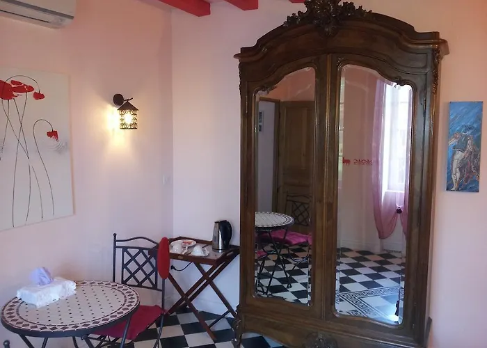 D'hotes L'airial فندق مبيت وإفطار